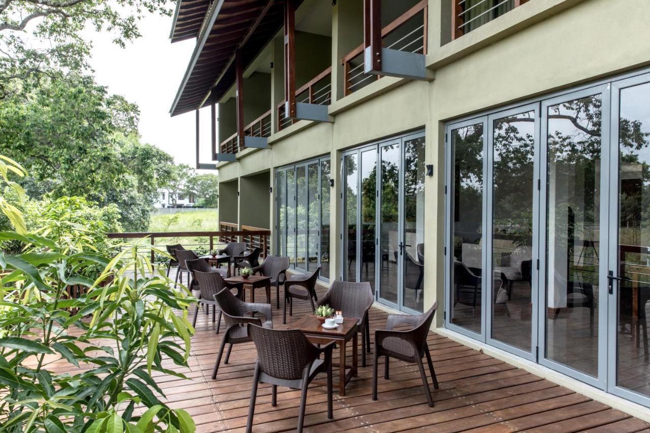 Earls Rajarata Hotel Anuradhapura Exterior foto