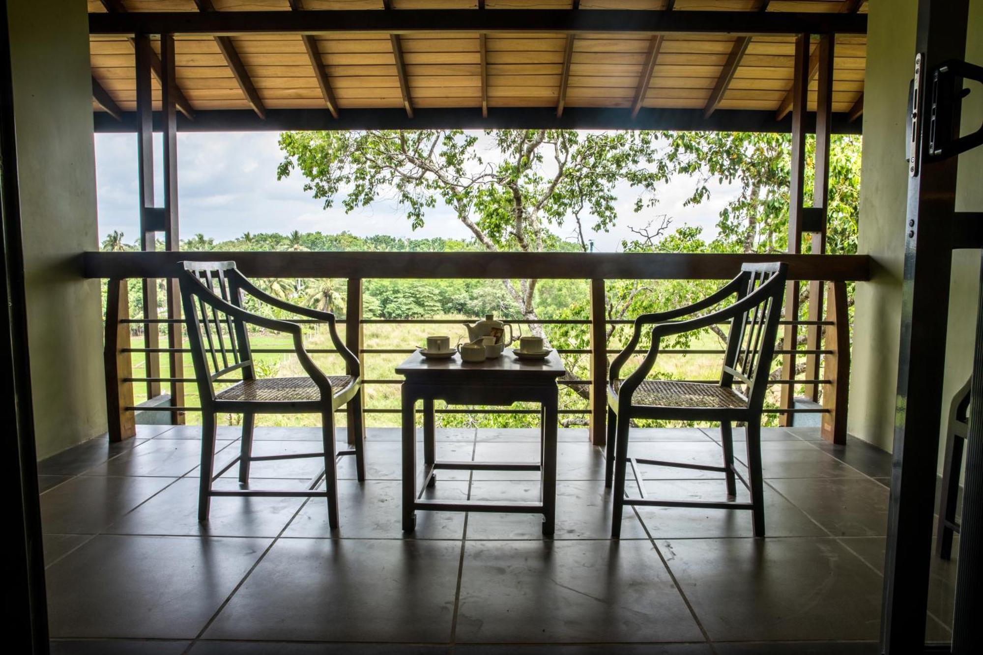 Earls Rajarata Hotel Anuradhapura Quarto foto