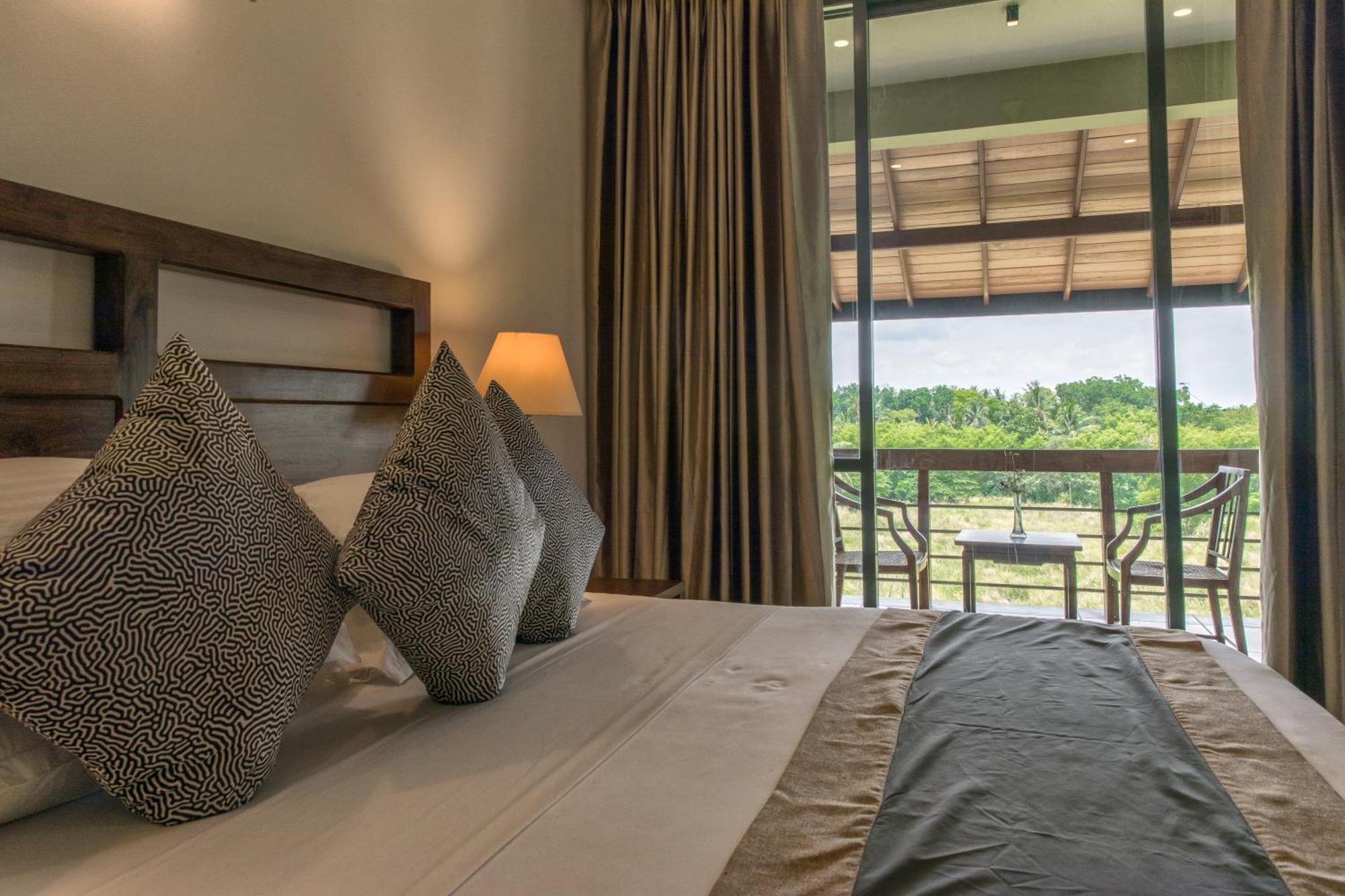 Earls Rajarata Hotel Anuradhapura Quarto foto